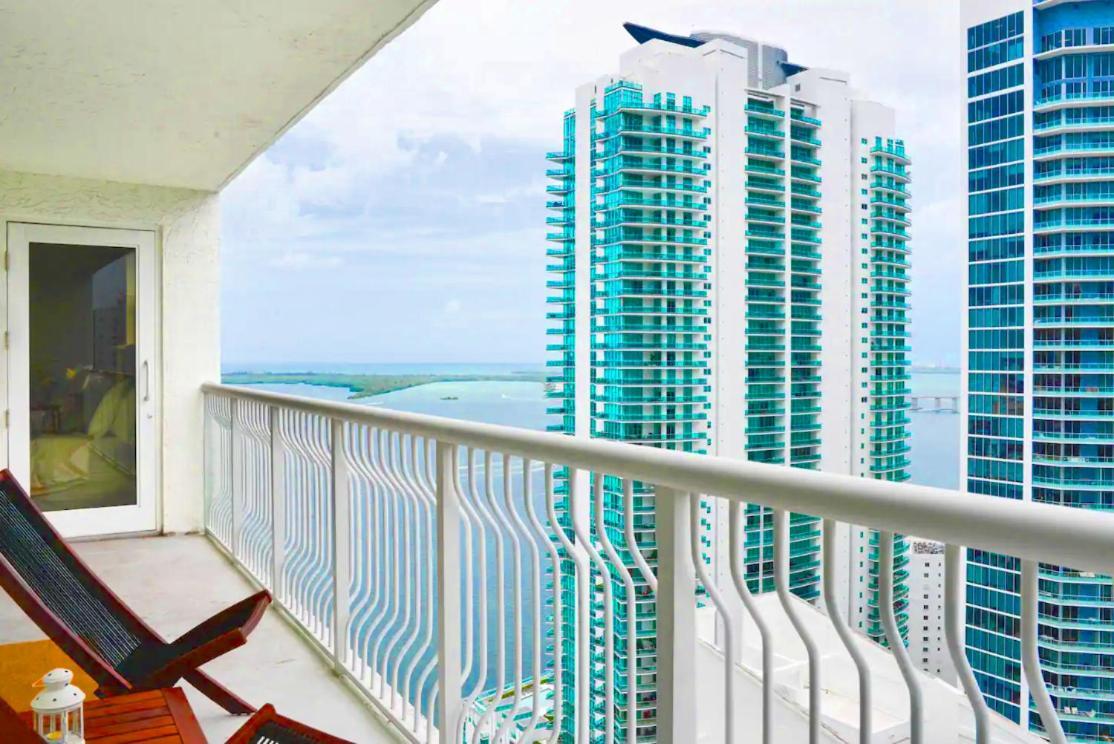 Luxury 2 Bedroom Apartment At Brickell With Pool Miami Dış mekan fotoğraf